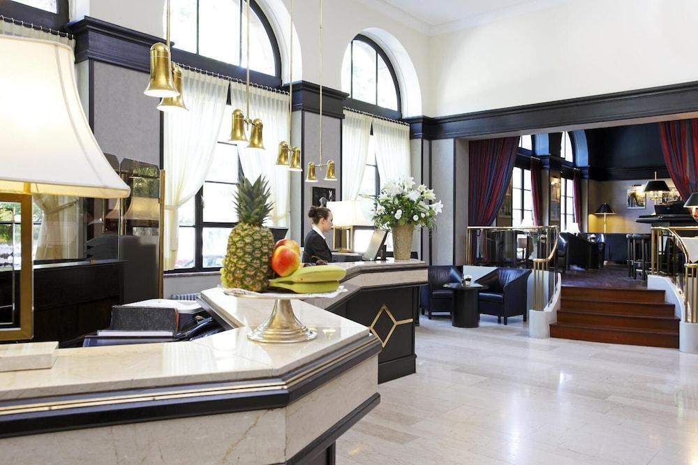 Schlosshotel Karlsruhe 4*