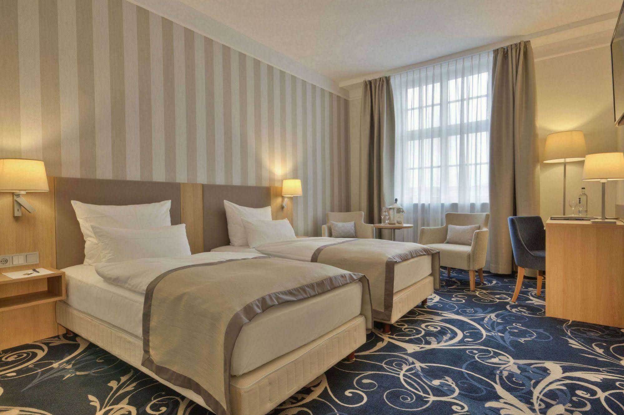 Schlosshotel Karlsruhe 4* Karlsruhe